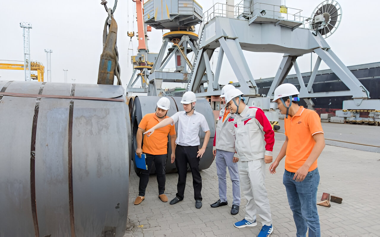 van-chuyen-duong-bien