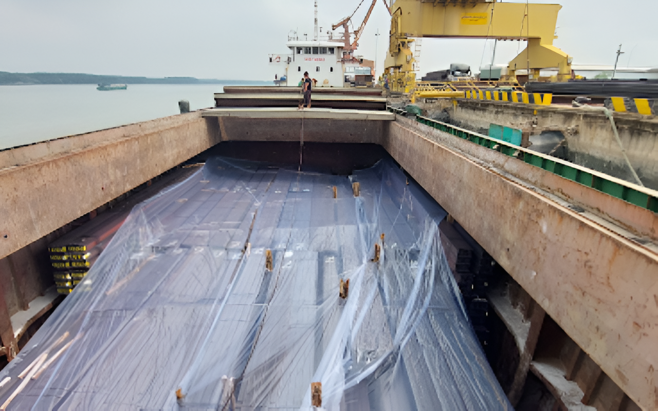 SHT logistics van-chuyen-hang-hoa-bang-sa-lan-cong-ty-SHT