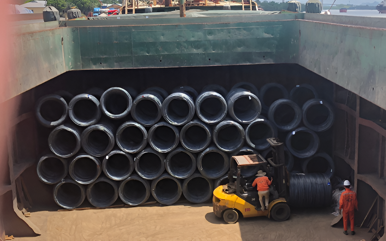 van-chuyen-hang-sat-thep